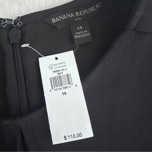 Banana Republic Factory Lined Black Dress with Keyhole Neck Detail
